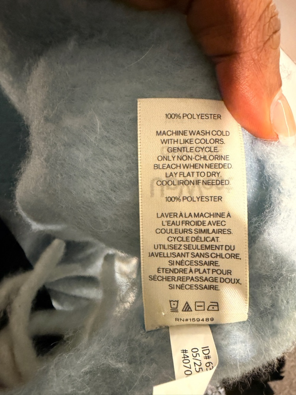 UpWest Soft Blue and Cream throw blanket - Picture 9 of 9